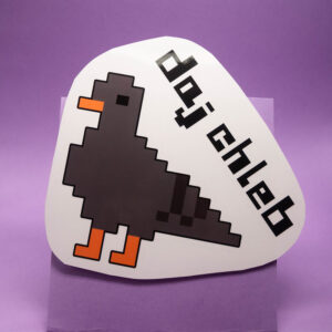 Wielki foliowy gołąb - DAJ CHLEB